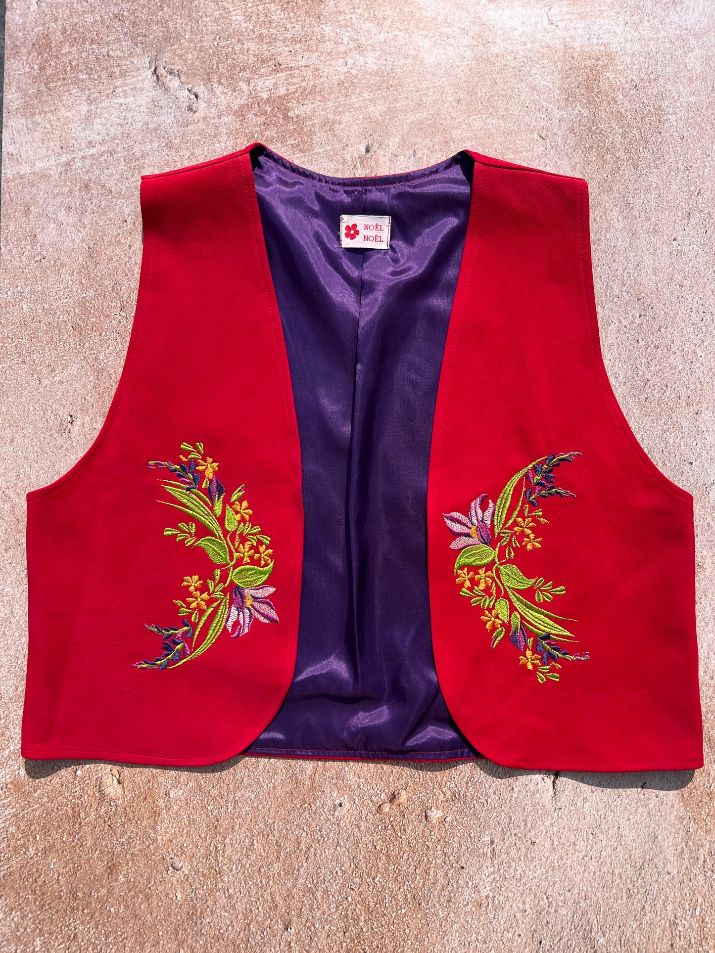 One Of A Kind Gilet | Flowery Red Multi